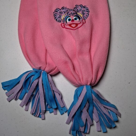 Sesame Street Fleece Scarf Abby Cadabby Character Pink Fringe Winter - Picture 2 of 9